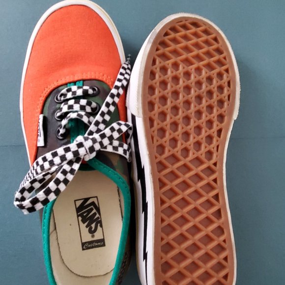 Kids Youth Sized Unisex Vans - One of a Kind as they are Custom Designed! - Picture 4 of 5